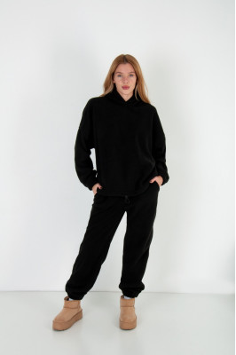 Костюм жіночий